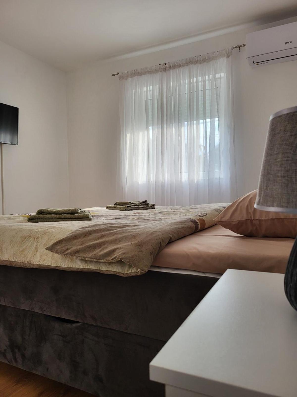 Apartamento Sleep & Go Surčin Exterior foto