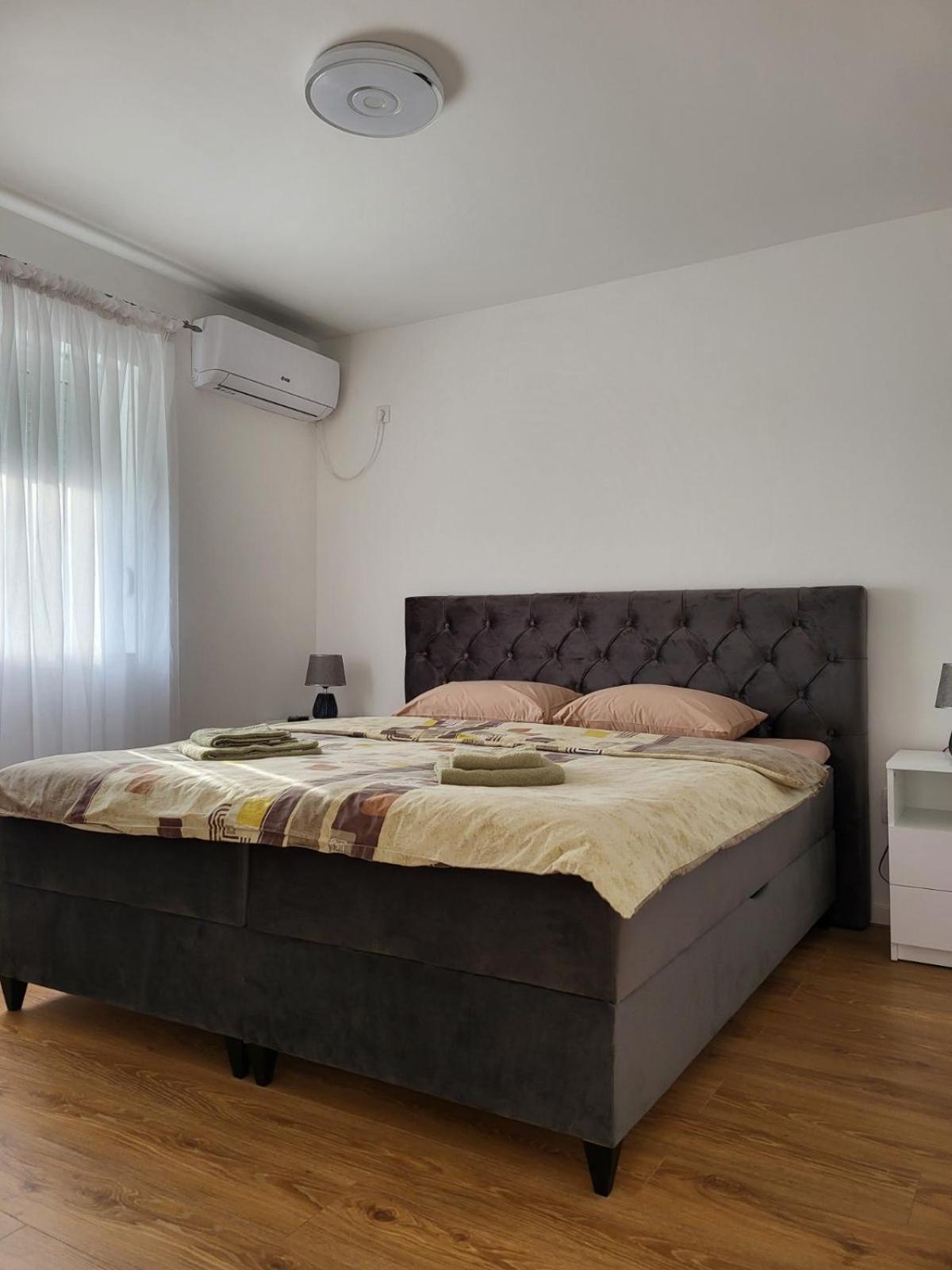 Apartamento Sleep & Go Surčin Exterior foto