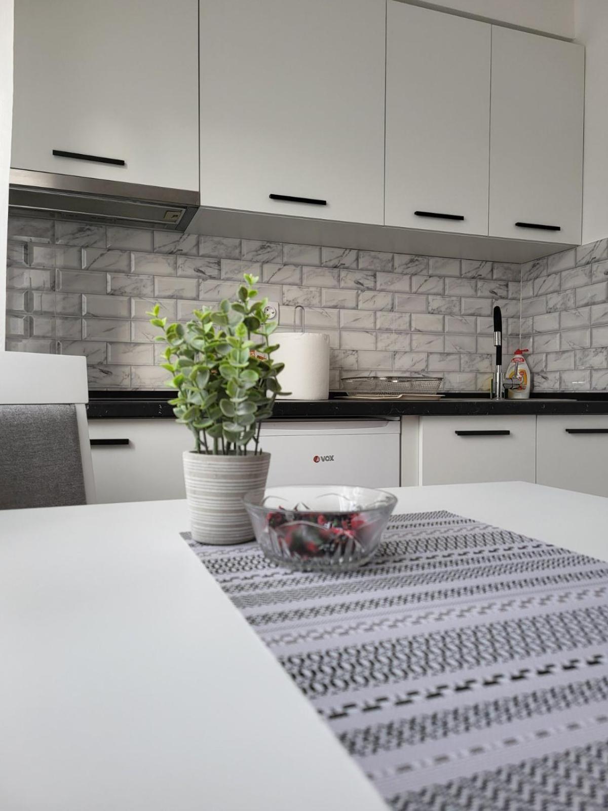 Apartamento Sleep & Go Surčin Exterior foto